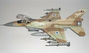 General Dynamics F-16C Fighting Falcon 1:48