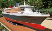 R.M.S. Queen Mary 2 1:400